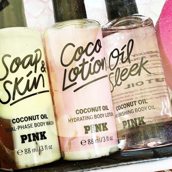 NWT PINK Victoria’s Secret Travel Pack Body Trio - Picture 5 of 7